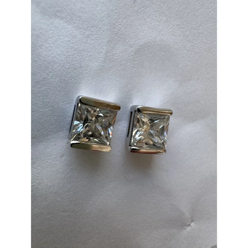 925 Sterling Silver Vintage Sparkly Clear Stone Stud  Pierced Earrings